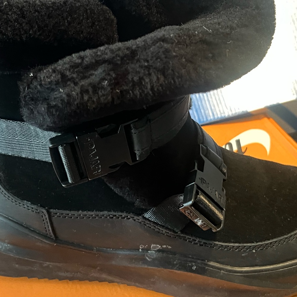 Pajar Black Winter Boots with Buckle